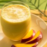 Berry green smoothie: recipes and few recommendations